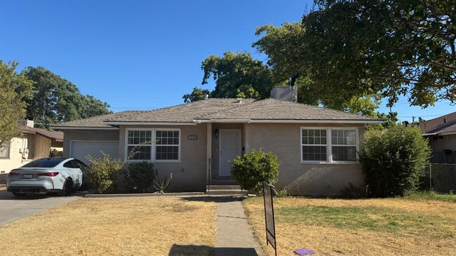 property at 1235 W Griffith Way