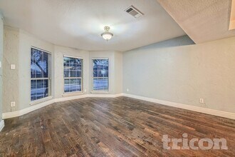 220 Flatwood Dr, Unit Singlex1F in Little Elm, TX - Building Photo - Building Photo