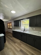 24207 Jefferson Center St in Cassopolis, MI - Building Photo - Building Photo