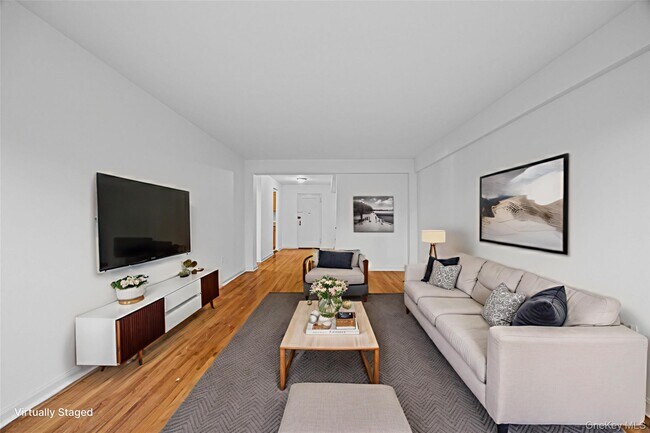 255 Bronx River Rd in Yonkers, NY - Building Photo - Building Photo