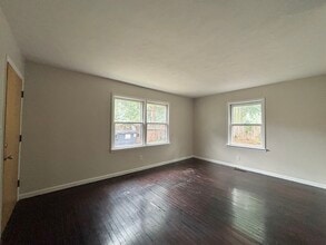 1117 S Westnedge Ave in Kalamazoo, MI - Building Photo - Building Photo