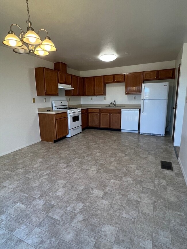 1315 Dakota Dr in Box Elder, SD - Building Photo - Building Photo