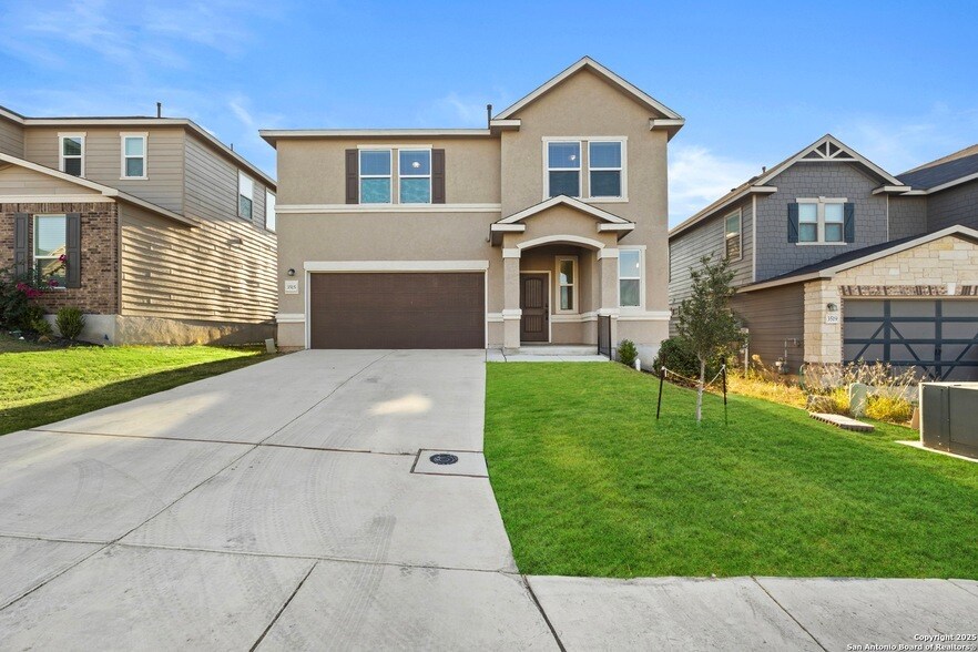 3515 Sand Castle Wy in Converse, TX - Building Photo