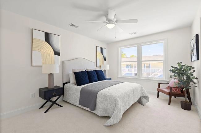 929 Battery Ave in Charleston, SC - Foto de edificio - Building Photo