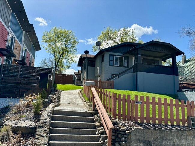 604 E 7th Ave, Unit B