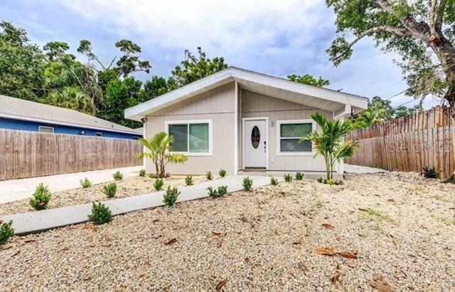 1101 32nd St in Sarasota, FL - Building Photo