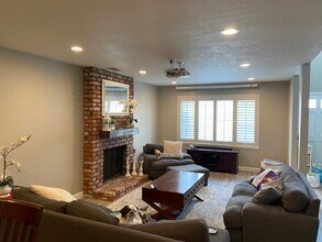 1720-1722 Harriman Ln in Redondo Beach, CA - Building Photo - Building Photo