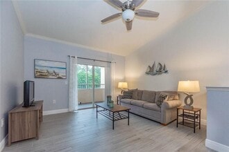 2352 57th Cir, Unit 2352 in Vero Beach, FL - Building Photo - Building Photo