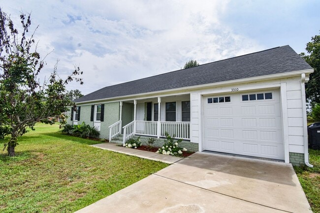 3310 Clemson Dr in Fayetteville, NC - Building Photo - Building Photo