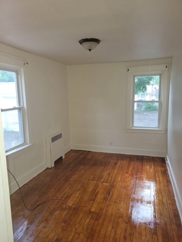 734 Riverside Dr in Johnson City, NY - Building Photo - Building Photo