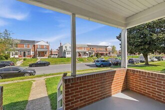 3482 Dunhaven Rd in Dundalk, MD - Building Photo - Building Photo