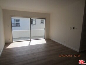 811 S Wilton Pl in Los Angeles, CA - Building Photo - Building Photo