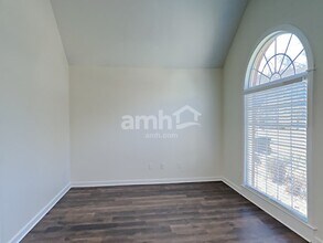 3075 Kings Dr in Kennesaw, GA - Building Photo - Building Photo