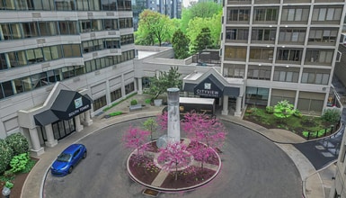 2001 Hamilton St, Unit 1218 in Philadelphia, PA - Building Photo - Building Photo