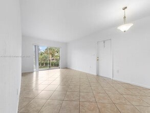 14034 SW 90th Ave in Miami, FL - Building Photo - Building Photo