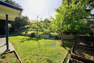 955 Las Ovejas Ave in San Rafael, CA - Building Photo - Building Photo