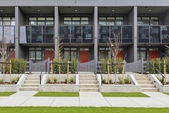 15733-15733 85 Ave in Surrey, BC - Building Photo - Building Photo