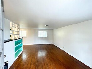 629 E 11th St-Unit -1/2 in Houston, TX - Building Photo - Building Photo