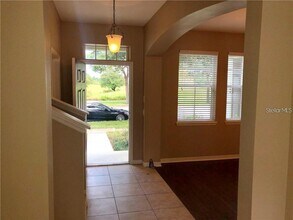 7114 Five Oaks Dr in St. Cloud, FL - Building Photo - Building Photo