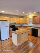 243 S Pleasant St in Prescott, AZ - Foto de edificio - Building Photo