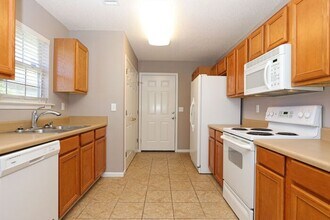 305 Cotton Lakes Blvd in Wetumpka, AL - Building Photo - Building Photo