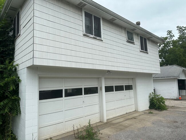 property at 322 Woodland Ave