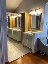 4242 N Capistrano Dr in Dallas, TX - Building Photo - Building Photo