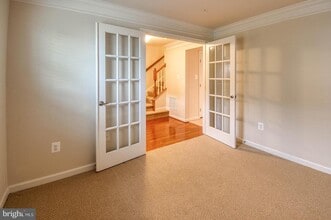 2704 Egret Way in Frederick, MD - Building Photo - Building Photo