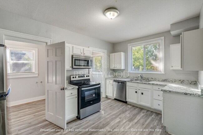 3039 N Delaware St in Indianapolis, IN - Building Photo - Building Photo