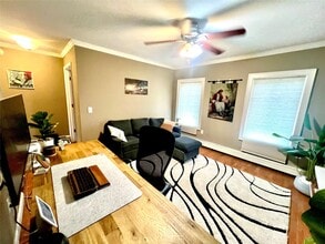 16 Charles St in Middletown, NY - Building Photo - Building Photo