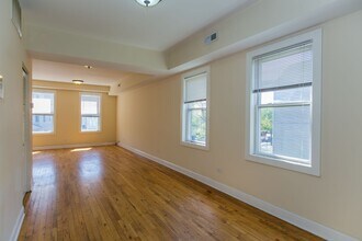 1636 N Spaulding Ave in Chicago, IL - Building Photo - Building Photo