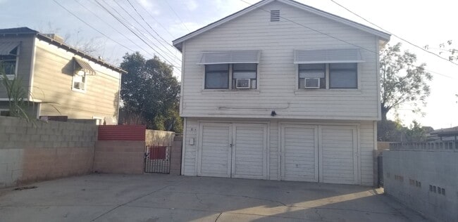 property at 2500 Lake St