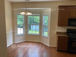4645 Highcroft Ln in Charlotte, NC - Foto de edificio - Building Photo