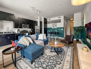 2901 Indiana St in Dallas, TX - Foto de edificio - Building Photo