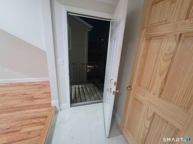 564 Fairfield Ave in Stamford, CT - Building Photo - Building Photo