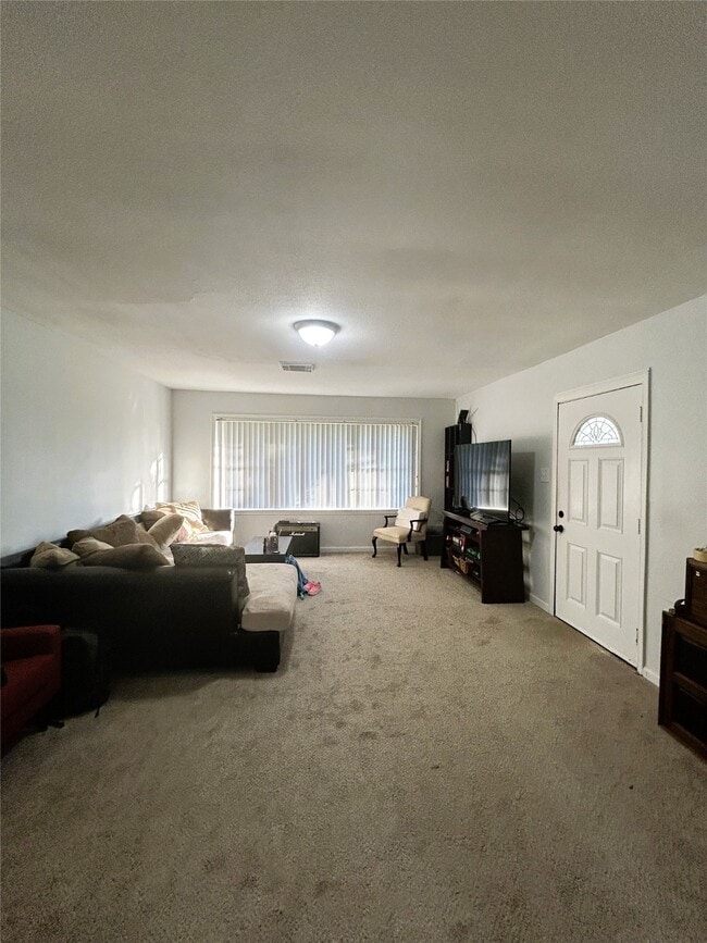 302 Shoreacres Blvd in Shoreacres, TX - Building Photo - Building Photo