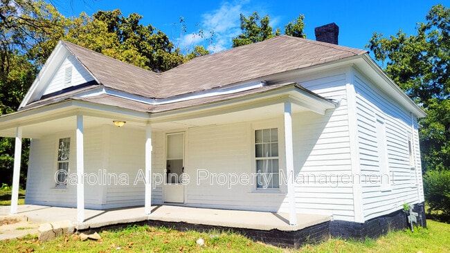 521 Cable St in High Point, NC - Building Photo - Building Photo