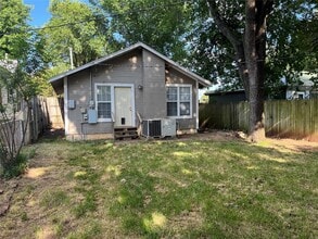 312 N 6th St in Noble, OK - Building Photo - Building Photo