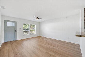 2802 W North A St in Tampa, FL - Building Photo - Building Photo