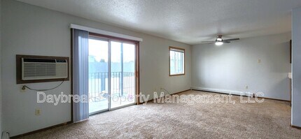 1210 34th Ave S in Moorhead, MN - Building Photo - Building Photo