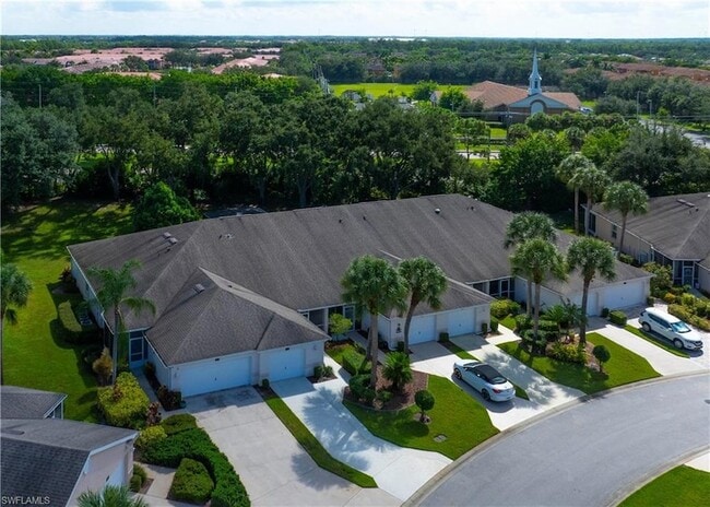 20653 Country Barn Dr in Estero, FL - Building Photo - Building Photo