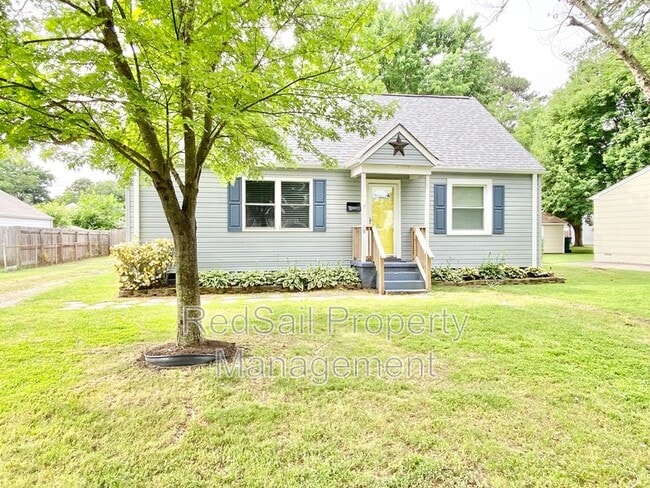 16 Langley Ave in Newport News, VA - Building Photo - Building Photo