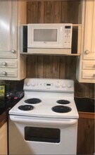 20890 Co Rd 3105 in Chandler, TX - Building Photo - Building Photo