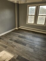 2 Long St in East Orange, NJ - Building Photo