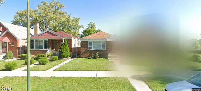 property at 7249 S Sawyer Ave