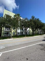 1501 Doyle Carlton Dr in Tampa, FL - Building Photo