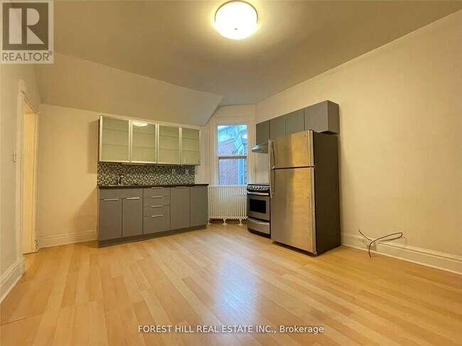 67 Brunswick Ave in Toronto, ON - Building Photo - Building Photo