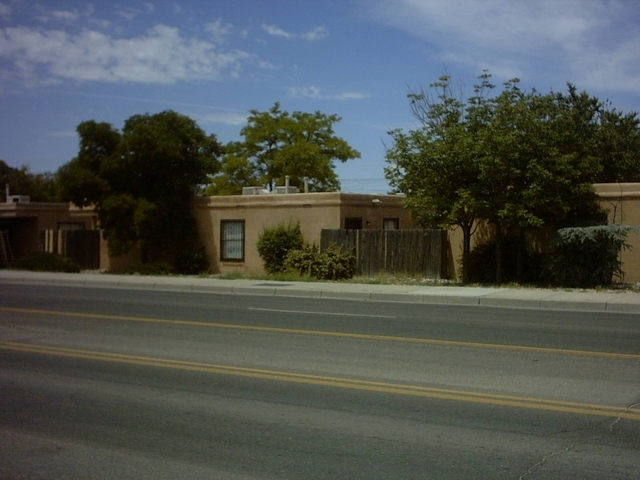 625 Louisiana Blvd SE in Albuquerque, NM - Foto de edificio