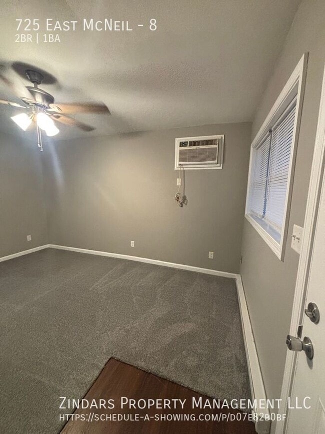 725 McNeil in Hoopeston, IL - Foto de edificio - Building Photo