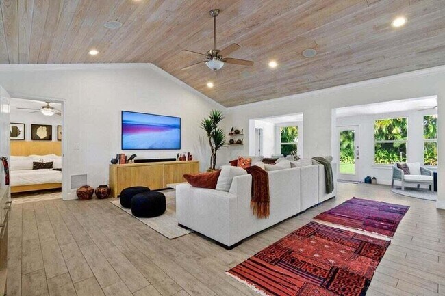 221 NW 18th St in Delray Beach, FL - Building Photo - Building Photo
